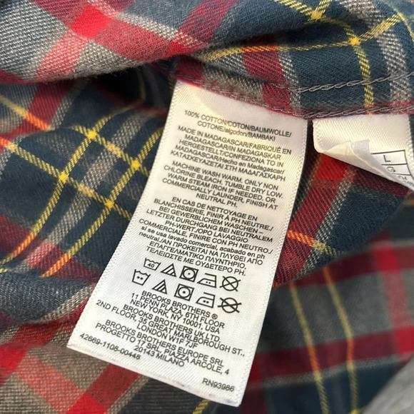 Brooks Brothers Red and Green Plaid Casual Button Down Shirt - Picture 8 of 8